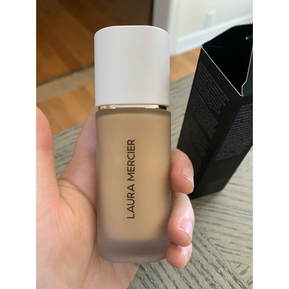 NIB Laura Mercier Real Flawless Weightless Perfecting Foundation - 4W1 Suntan